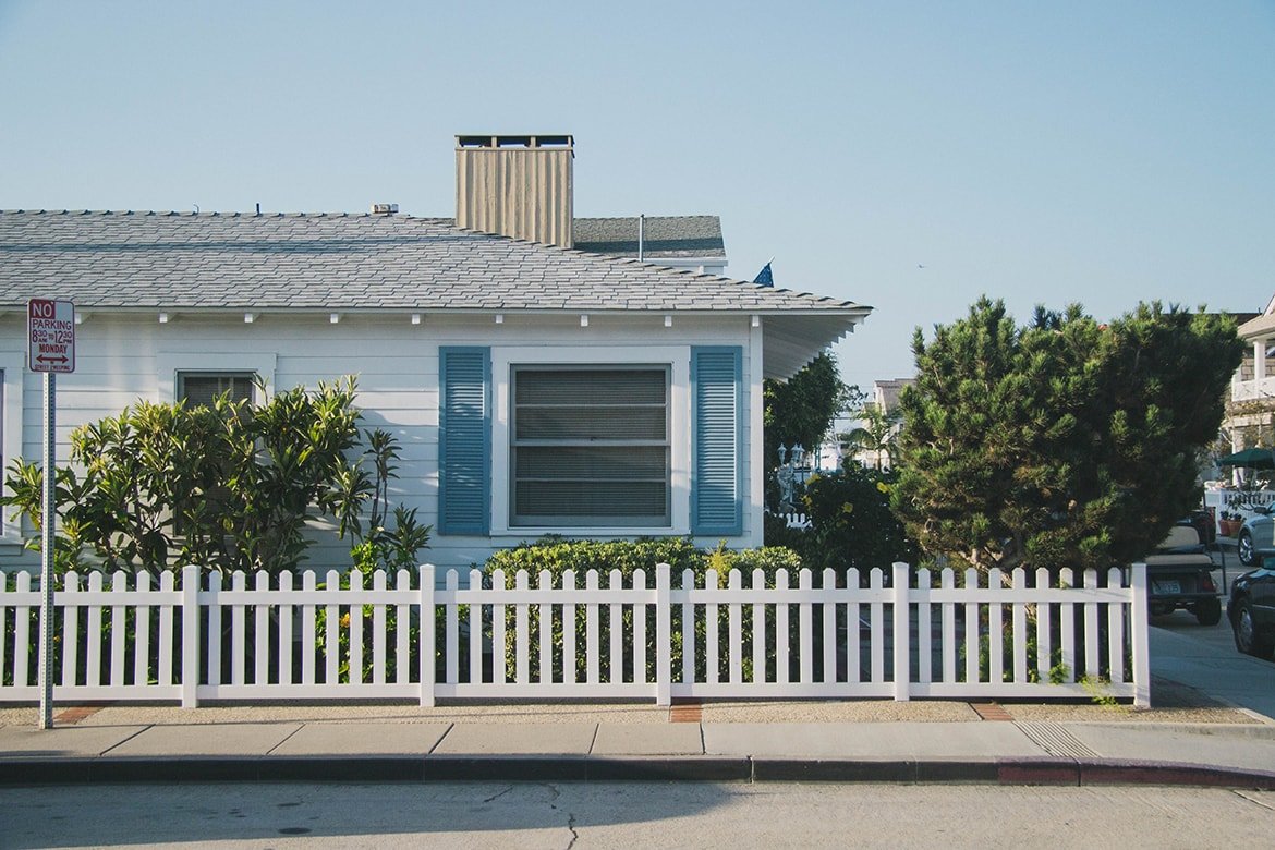 single-property-25 House Garnet Ave Suite